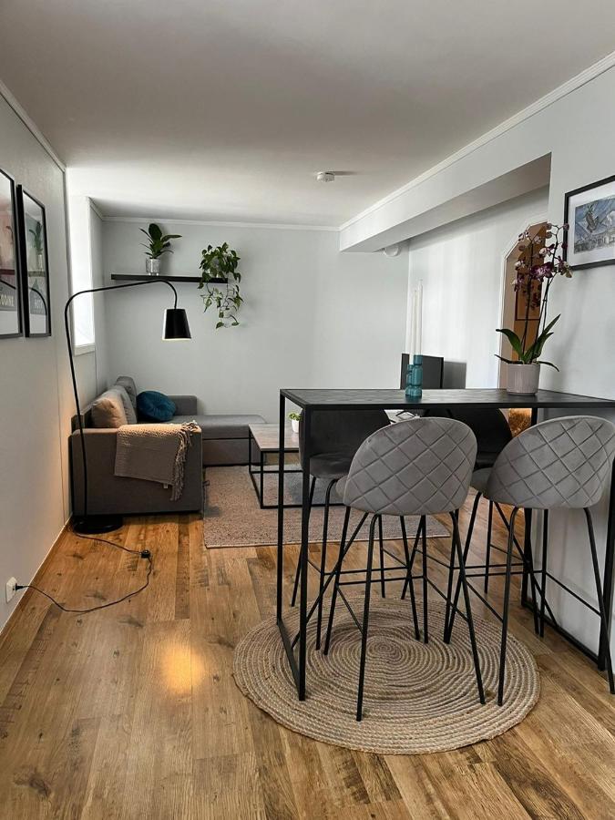 Cozy Ground Floor Apartment Tromso Luaran gambar